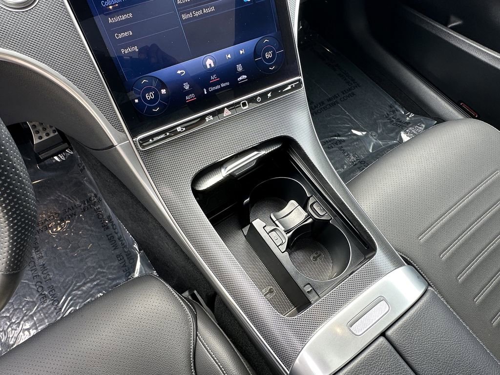 Used 2024 Mercedes-Benz C 300 4MATIC Sedan image 32