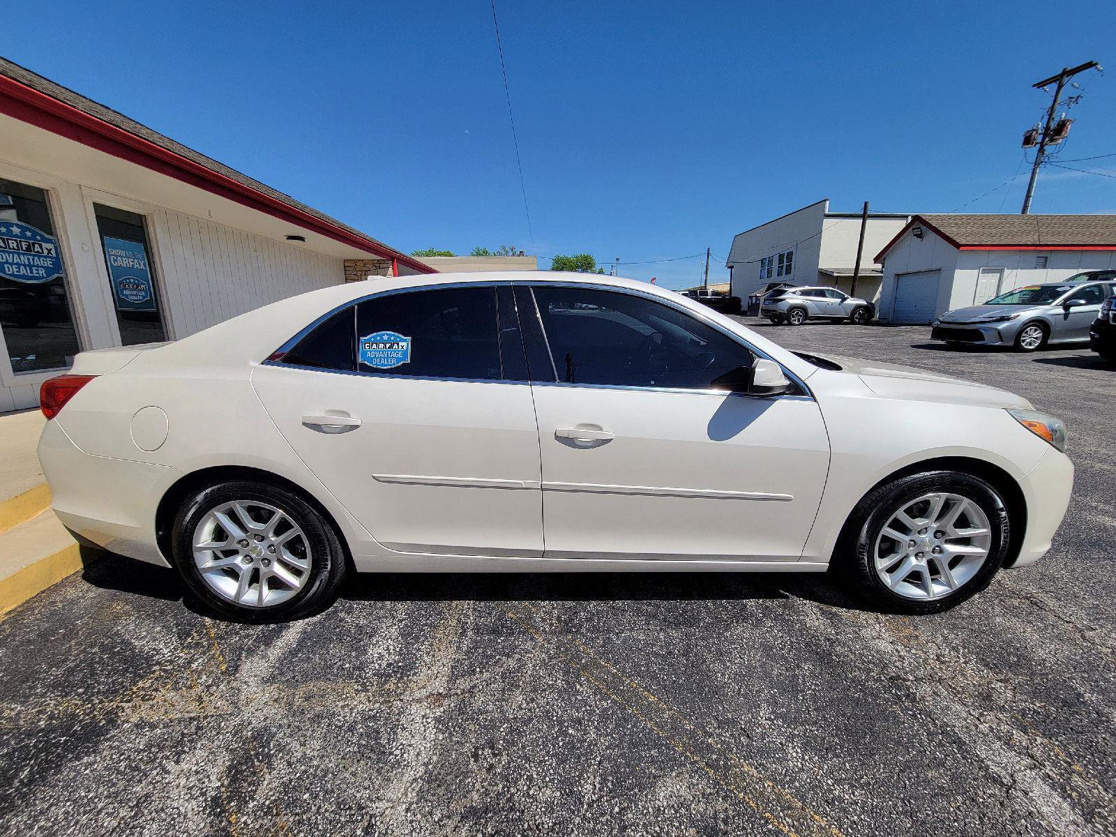 Used 2013 Chevrolet Malibu Eco w/ Leather Package FWD image 13
