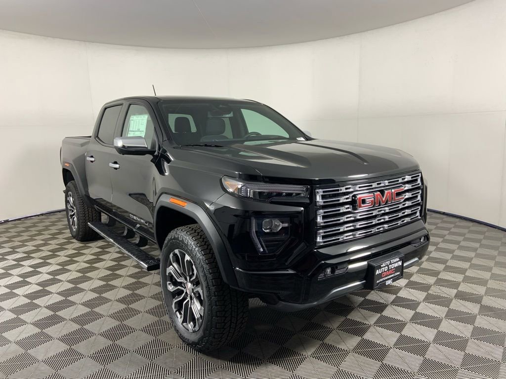 Used 2026 GMC Canyon Denali AWD/4WD image 1