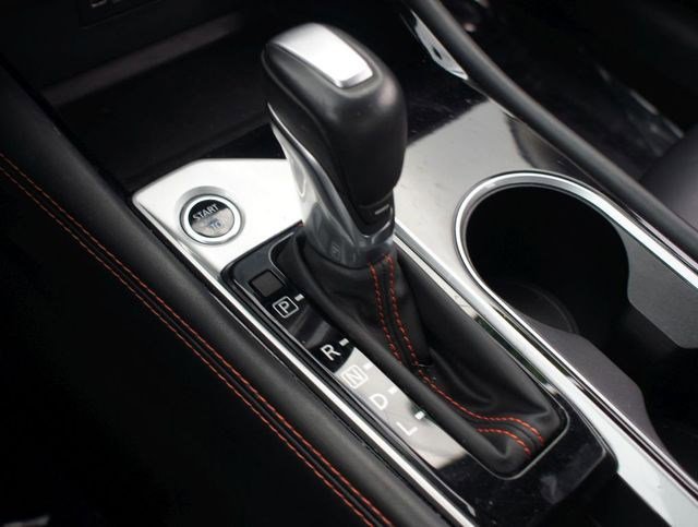 Used 2025 Nissan Altima 2.5 SR image 10