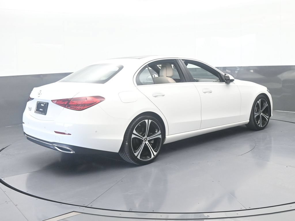 Used 2025 Mercedes-Benz C 300 Sedan image 6