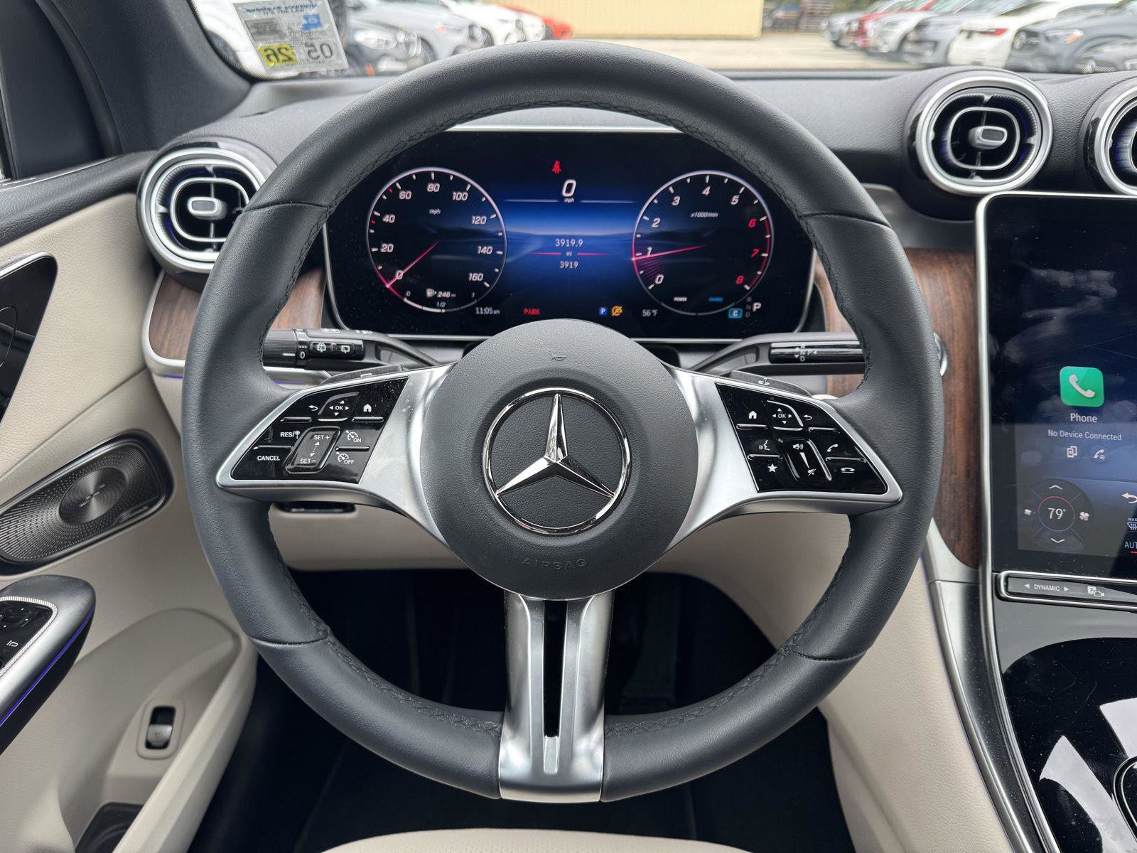 Certified 2025 Mercedes-Benz GLC 300 image 10