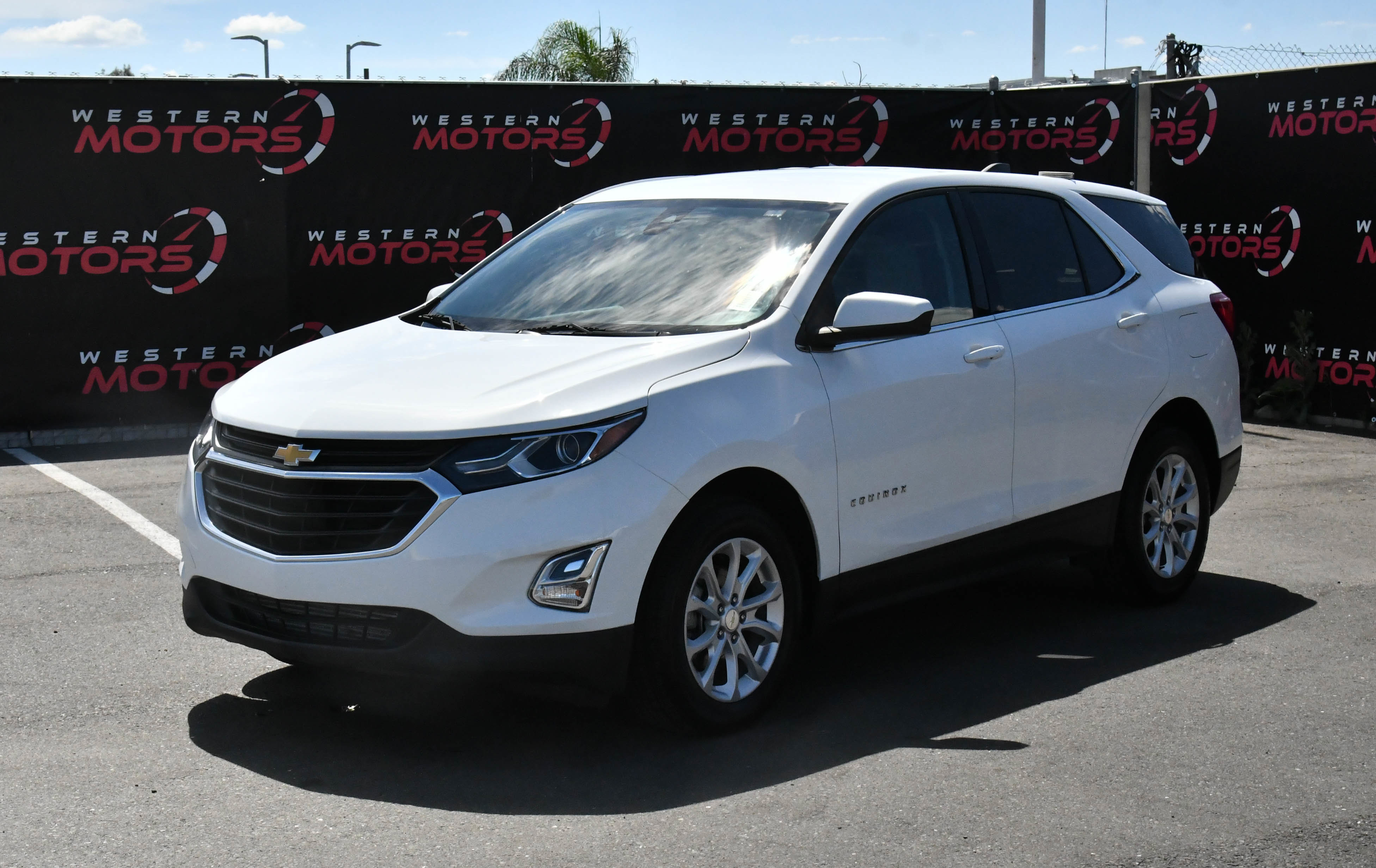 Used 2020 Chevrolet Equinox LT AWD/4WD image 3