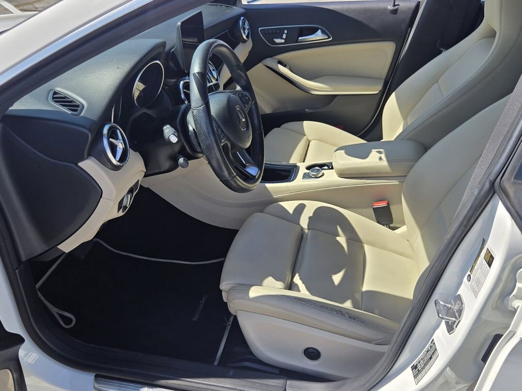 Used 2018 Mercedes-Benz CLA 250 image 11