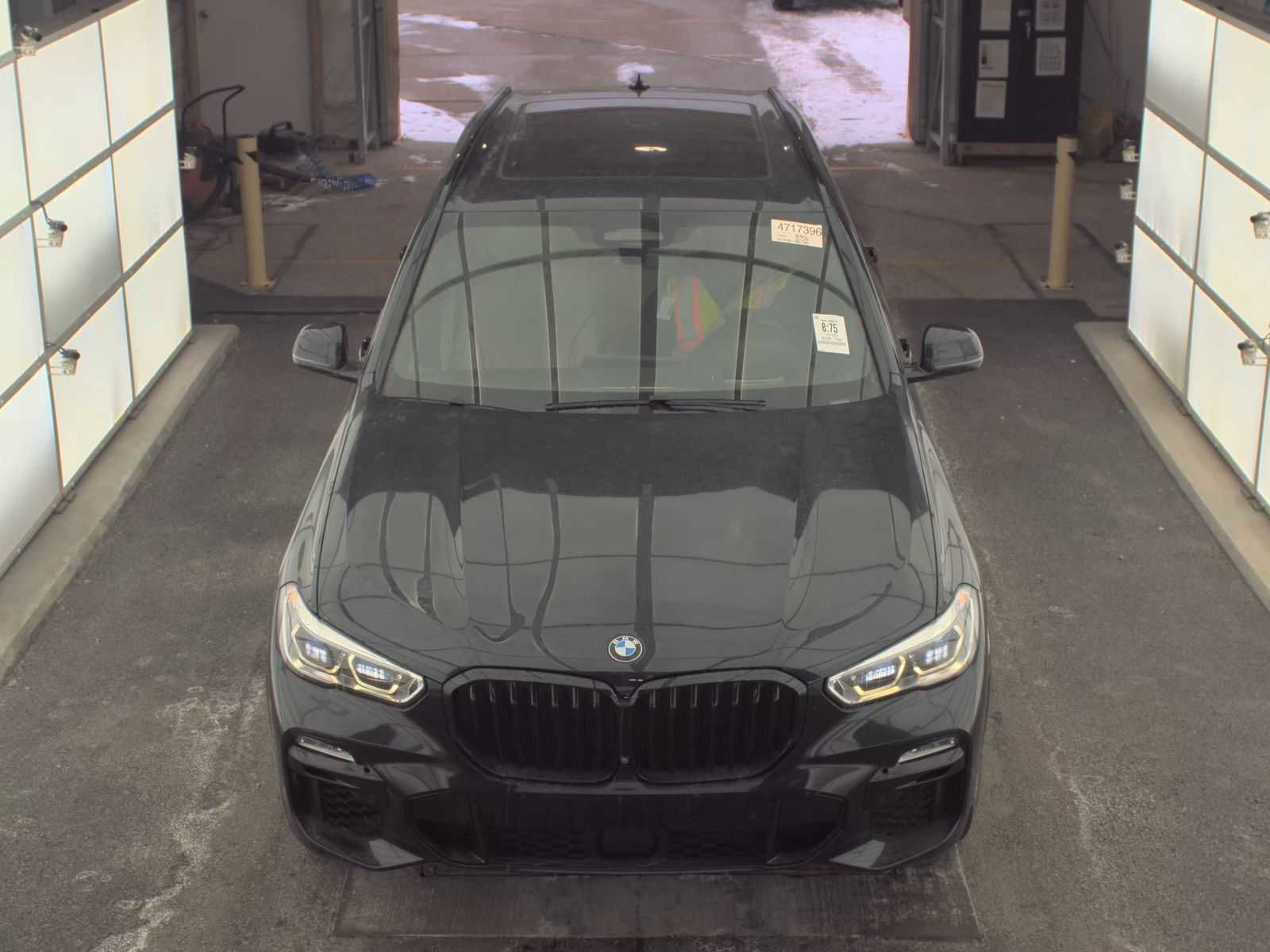 Used 2020 BMW X5 M50i w/ Executive Package image 5