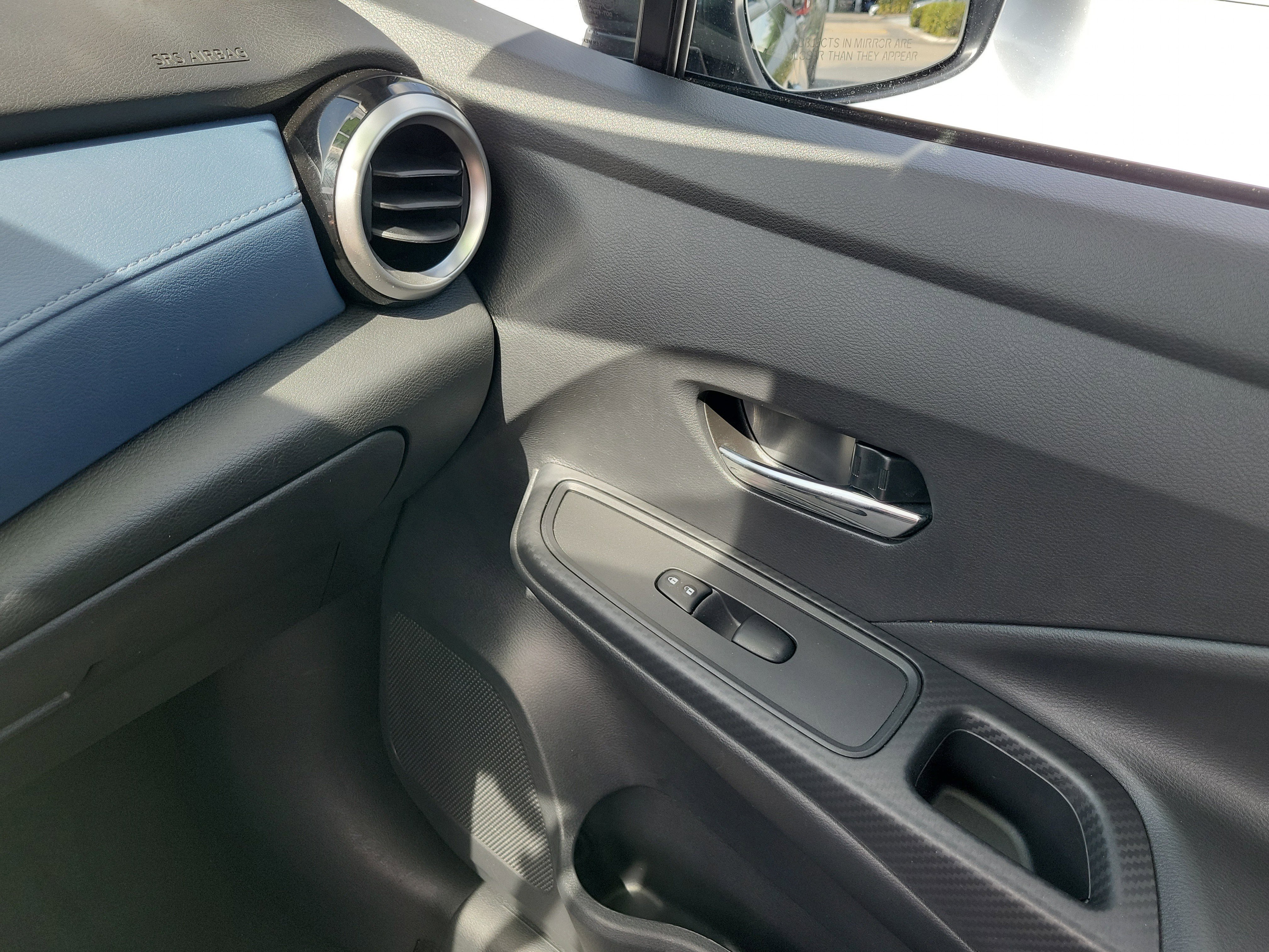 Certified 2025 Nissan Versa SV FWD image 29