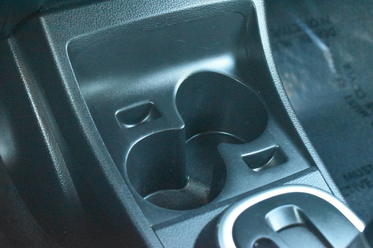 Used 2011 Nissan Versa 1.8 S w/ PWR Plus Pkg image 29