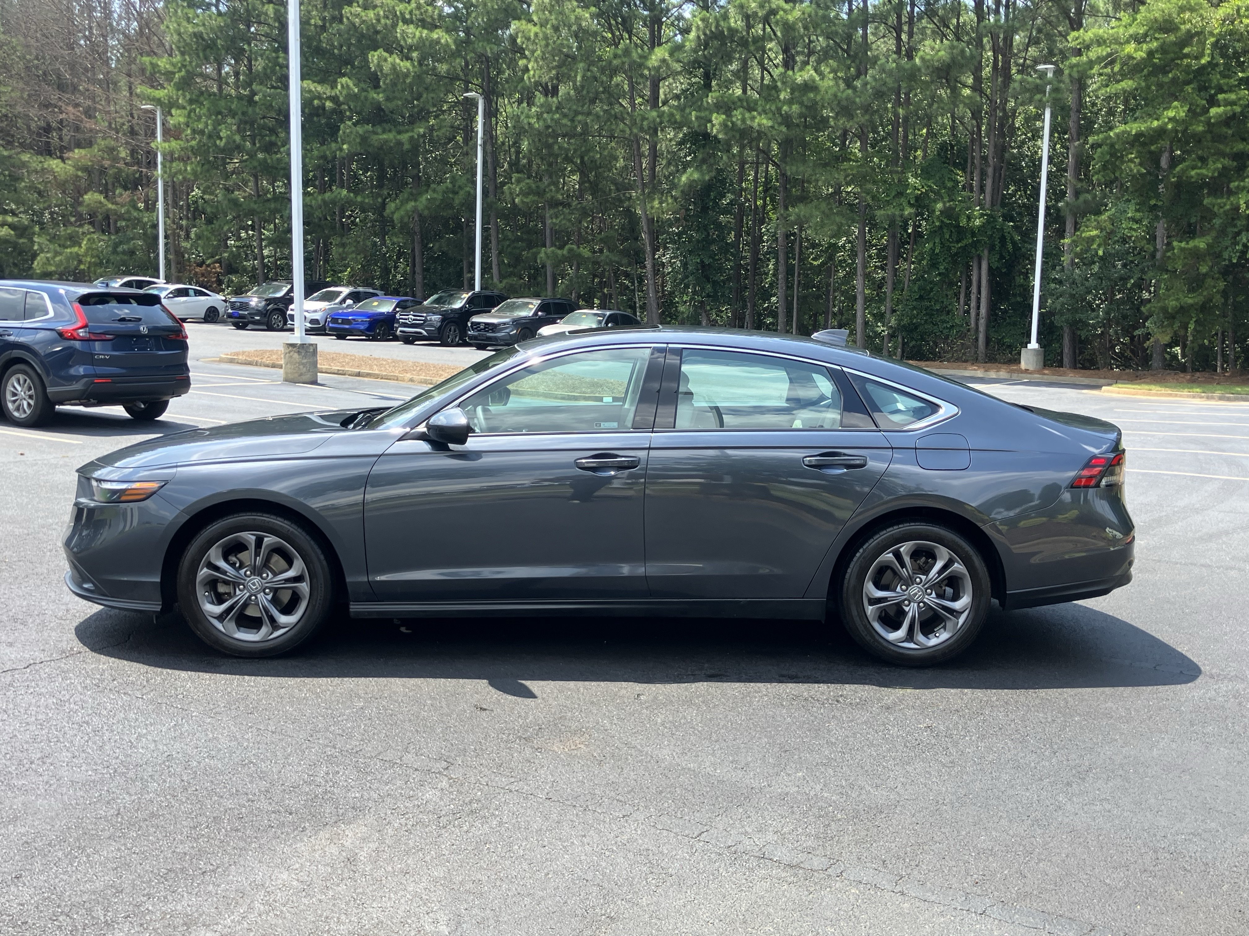 Used 2024 Honda Accord EX image 8