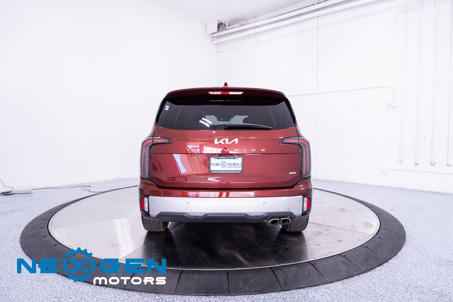 Used 2024 Kia Telluride SX image 38