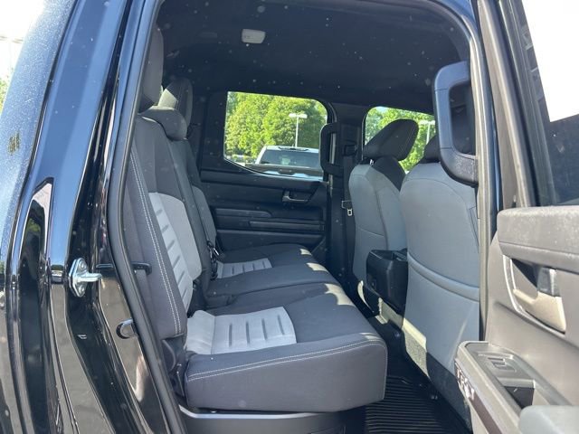 Used 2024 Toyota Tacoma TRD Off-Road AWD/4WD image 19