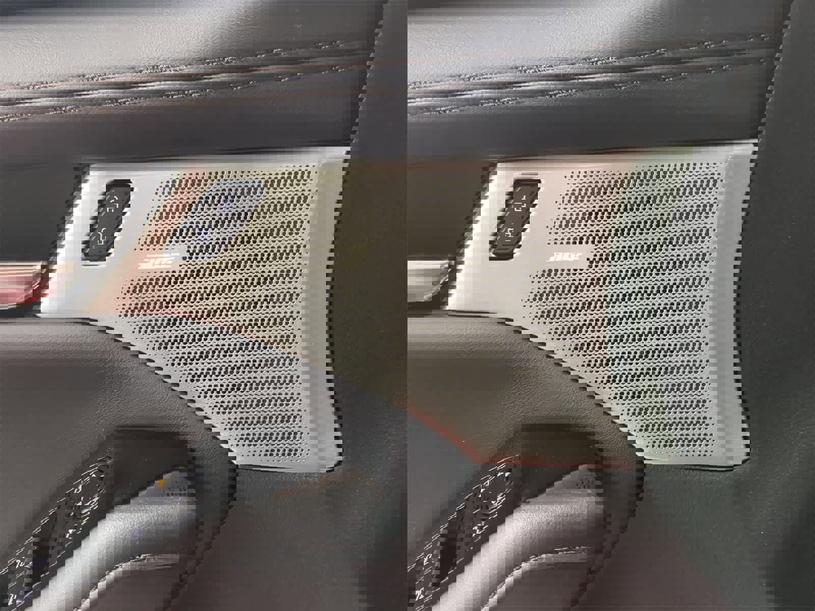 New 2025 MAZDA MAZDA3 Hatchback w/Premium Plus Pkg image 31