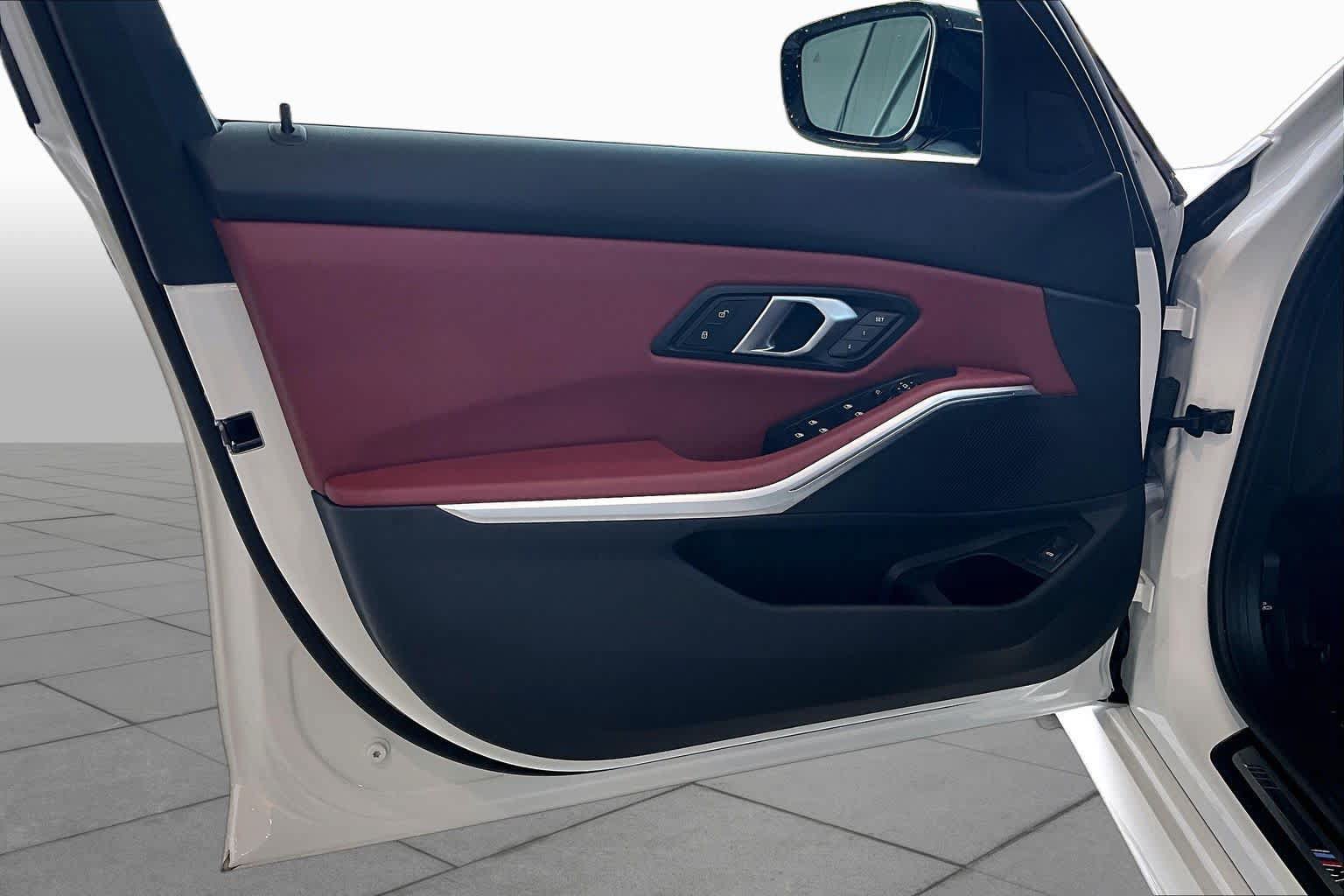 New 2026 BMW 330i Sedan w/ M Sport Package RWD image 10