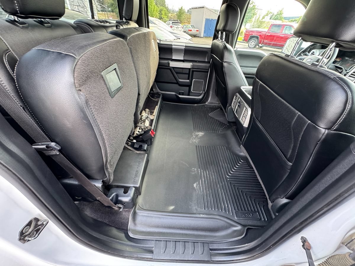 Used 2015 Ford F150 Lariat w/ Equipment Group 501A Mid AWD/4WD image 33