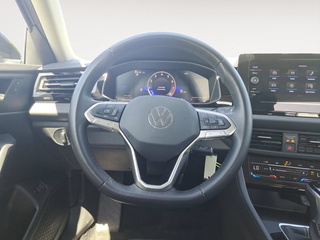 Used 2025 Volkswagen Jetta S FWD image 12