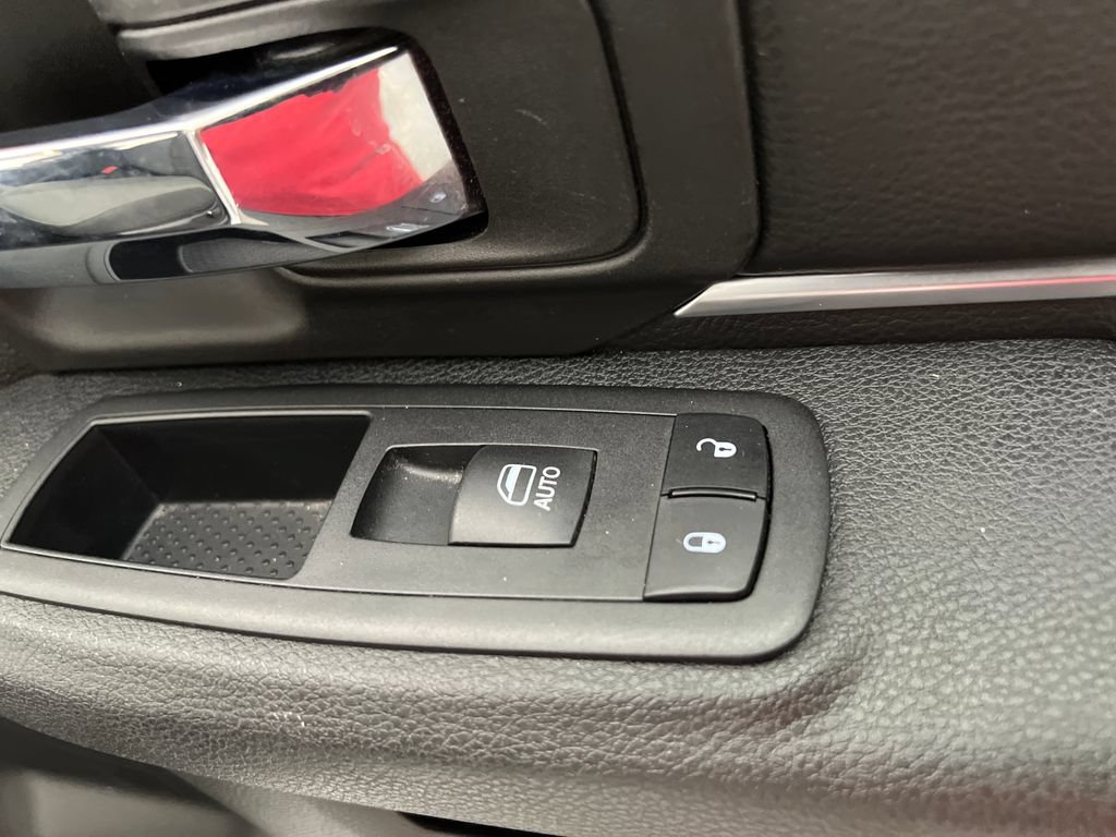 Used 2024 RAM 1500 Warlock AWD/4WD image 30