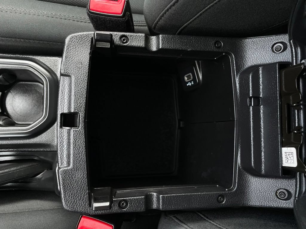 Used 2021 Jeep Wrangler Unlimited Sport AWD/4WD image 20