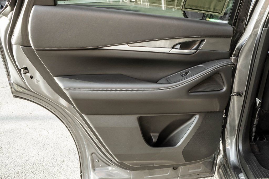 Used 2023 INFINITI QX60 Luxe image 38