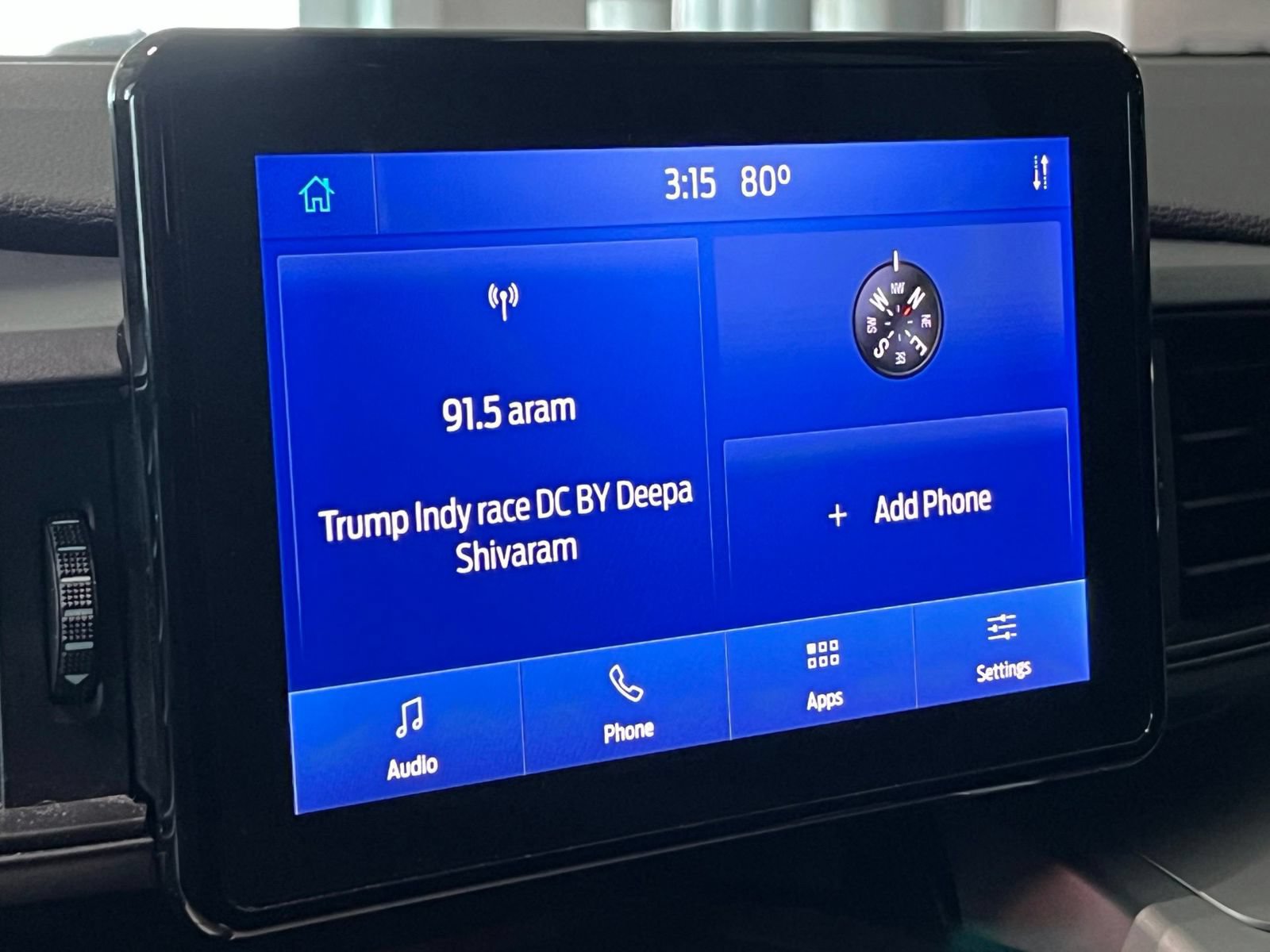 Used 2021 Ford Explorer XLT AWD/4WD image 21