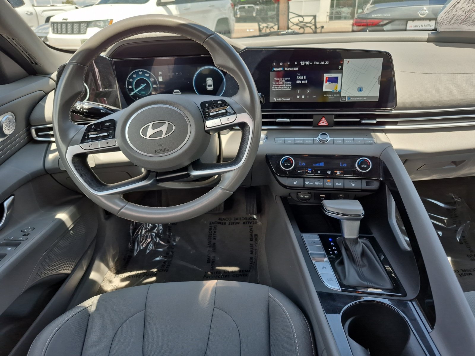 Used 2025 Hyundai Elantra SEL FWD image 18