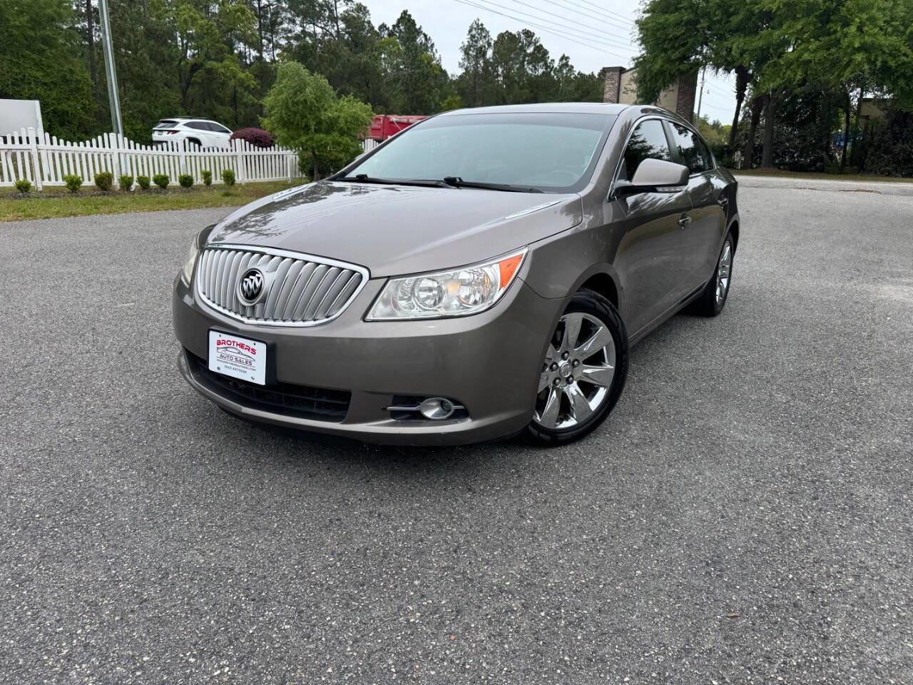Used 2010 Buick LaCrosse CXL image 29