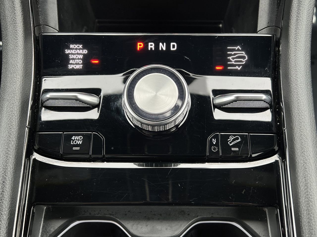 Used 2025 Jeep Grand Cherokee Summit image 19