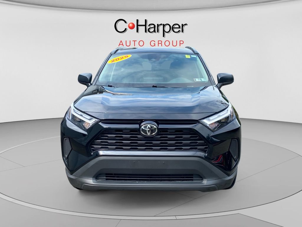 Used 2025 Toyota RAV4 LE AWD/4WD image 8