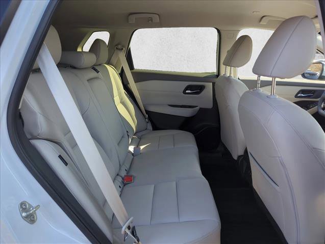 Certified 2024 Nissan Rogue SL image 22