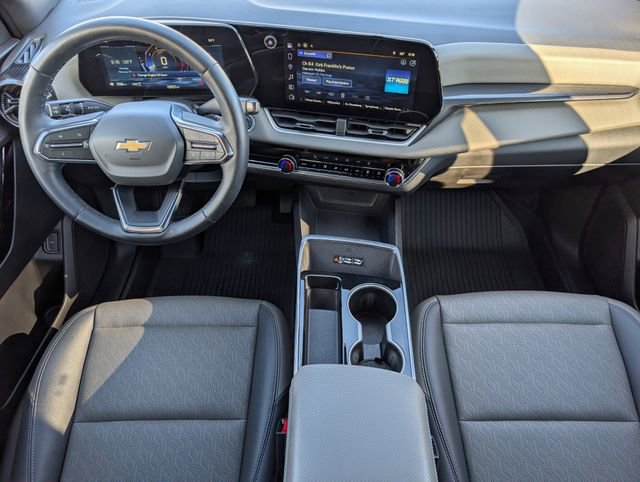 Used 2025 Chevrolet Equinox LT w/ Convenience Package II image 5