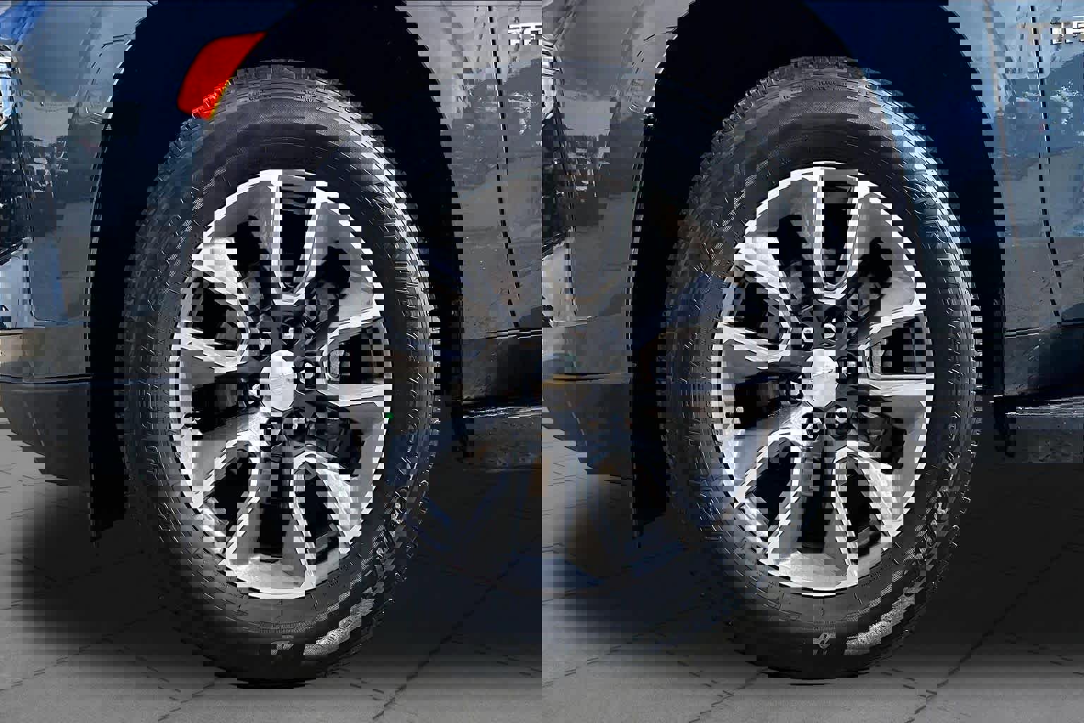 Used 2021 Chevrolet Tahoe LT RWD image 11