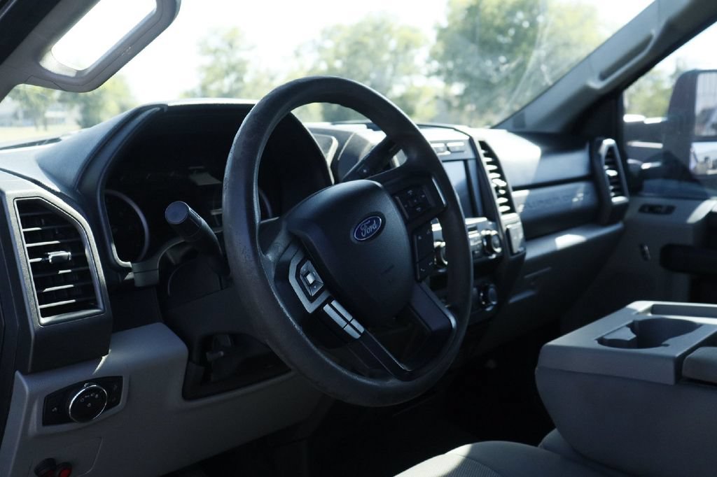 Used 2019 Ford F350 XL w/ STX Appearance Package AWD/4WD image 9
