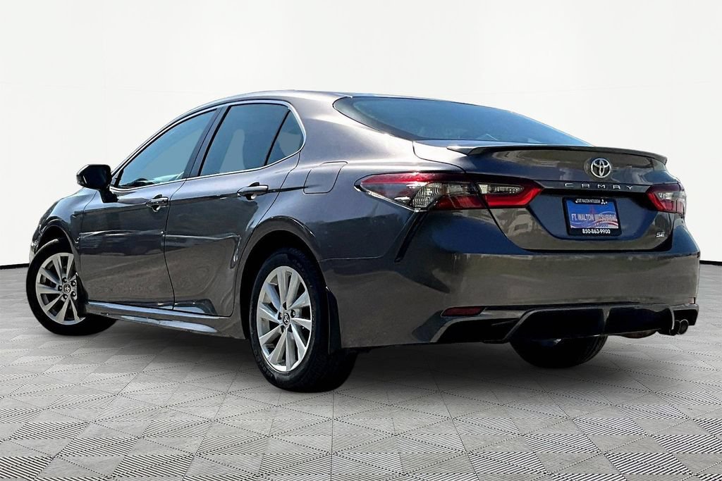 Used 2024 Toyota Camry SE FWD image 5