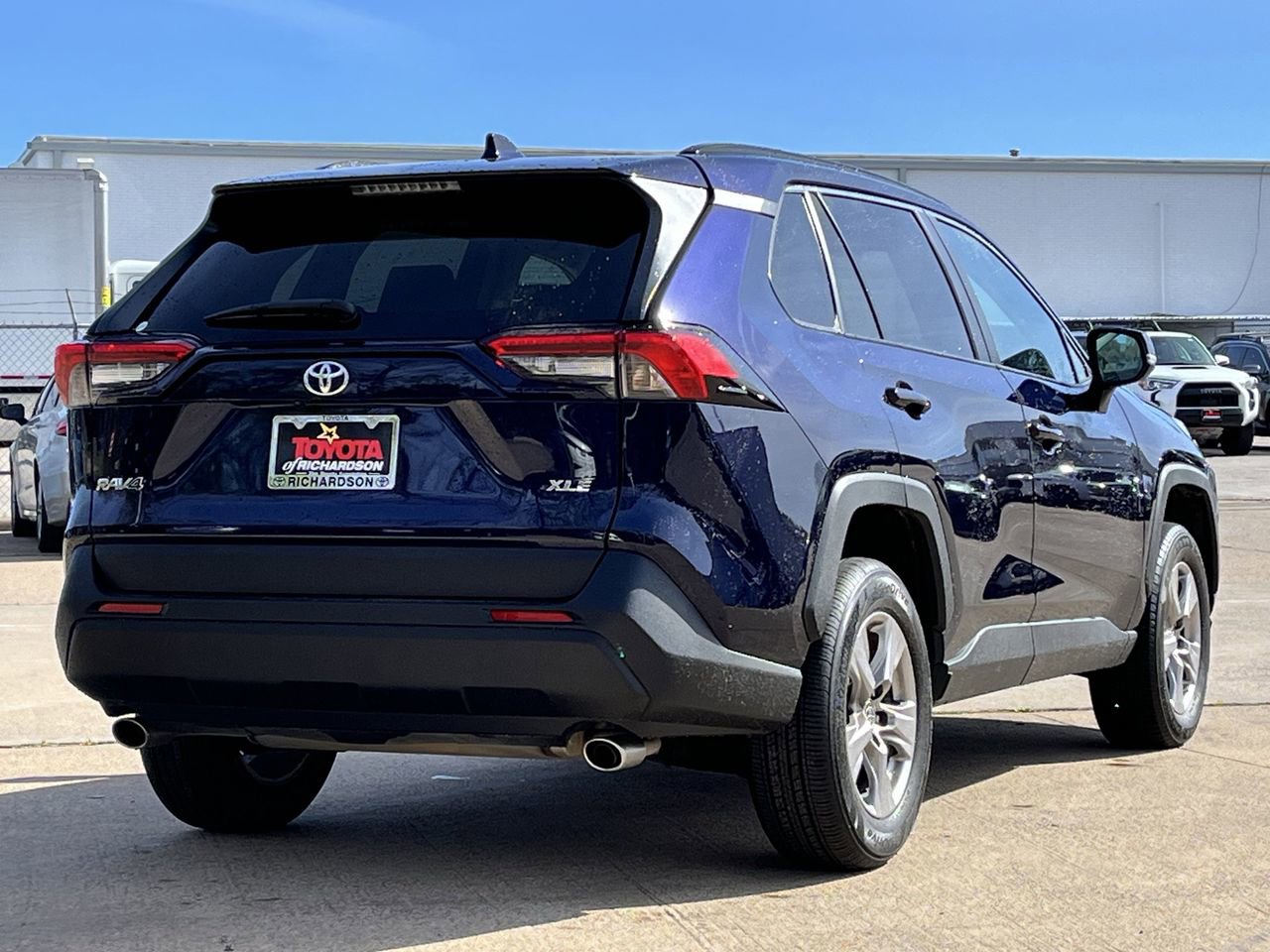 Used 2023 Toyota RAV4 XLE image 4