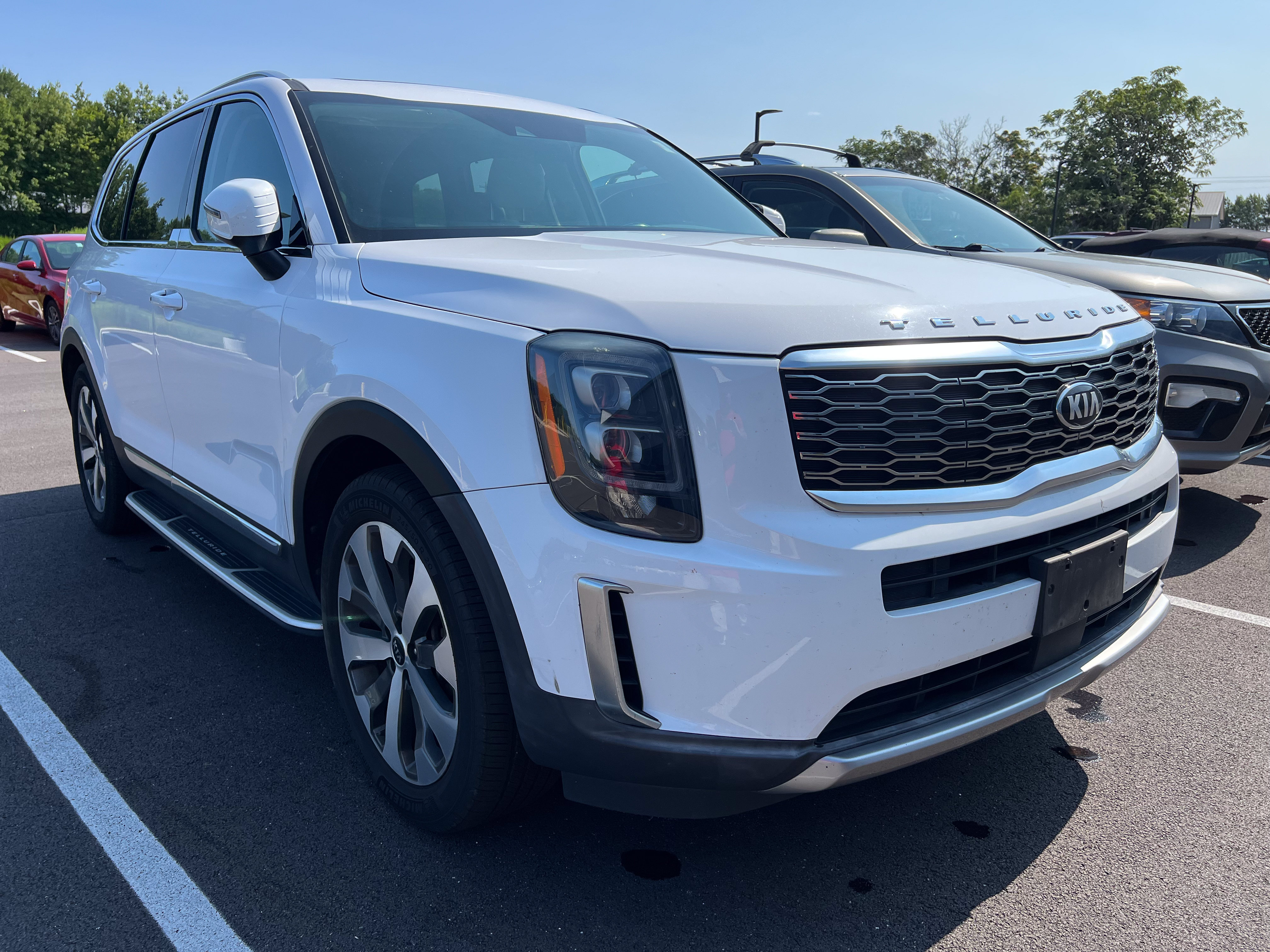 Used 2021 Kia Telluride EX w/ EX Premium Package AWD/4WD image 8