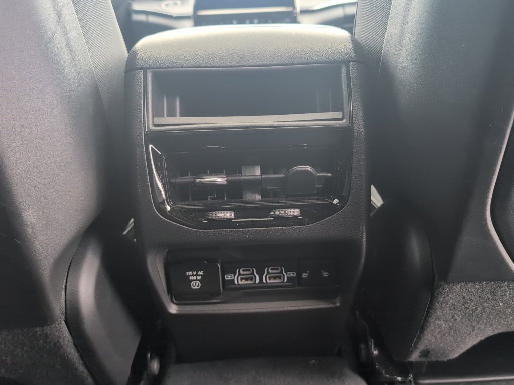 Used 2023 Jeep Grand Cherokee Overland image 17