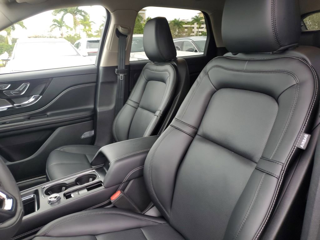 New 2026 Lincoln Corsair Reserve FWD image 22