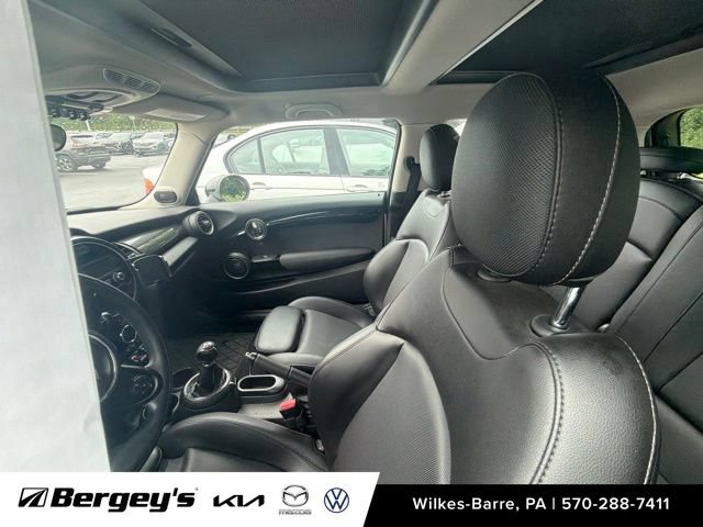 Used 2015 MINI Cooper S FWD image 17