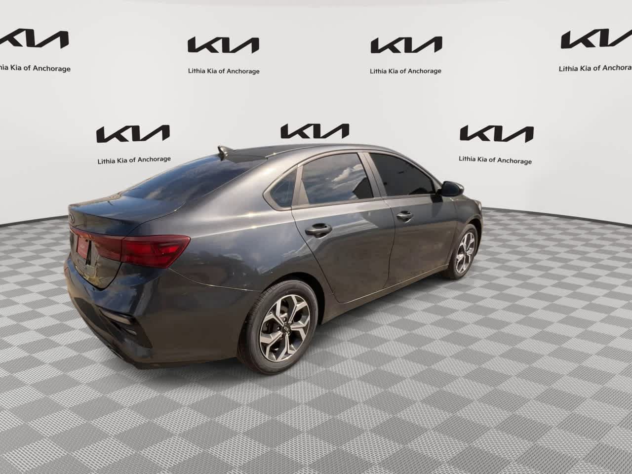 Used 2021 Kia Forte LXS FWD image 9