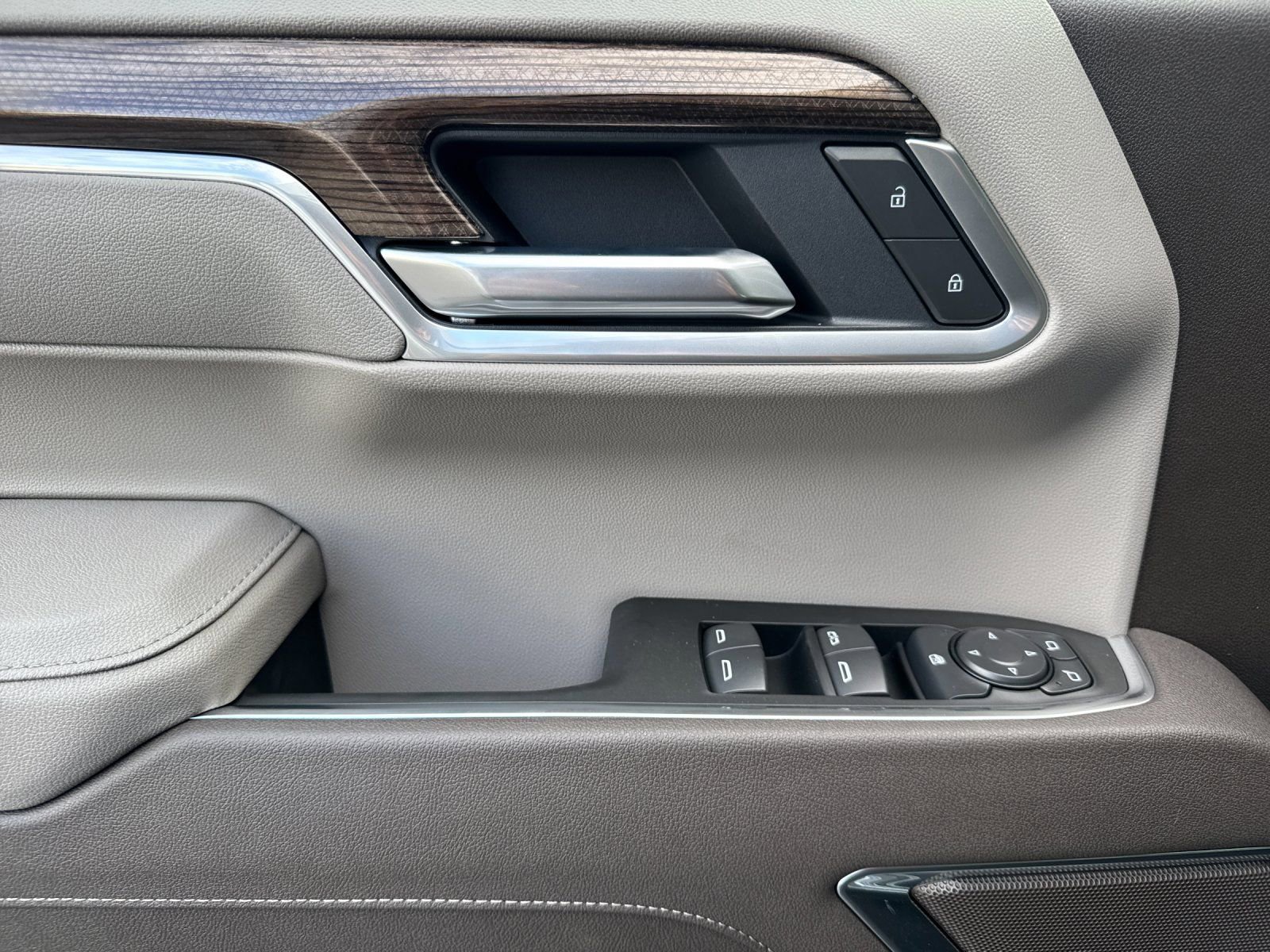 New 2026 Chevrolet Silverado 1500 LT w/ Safety Package image 10