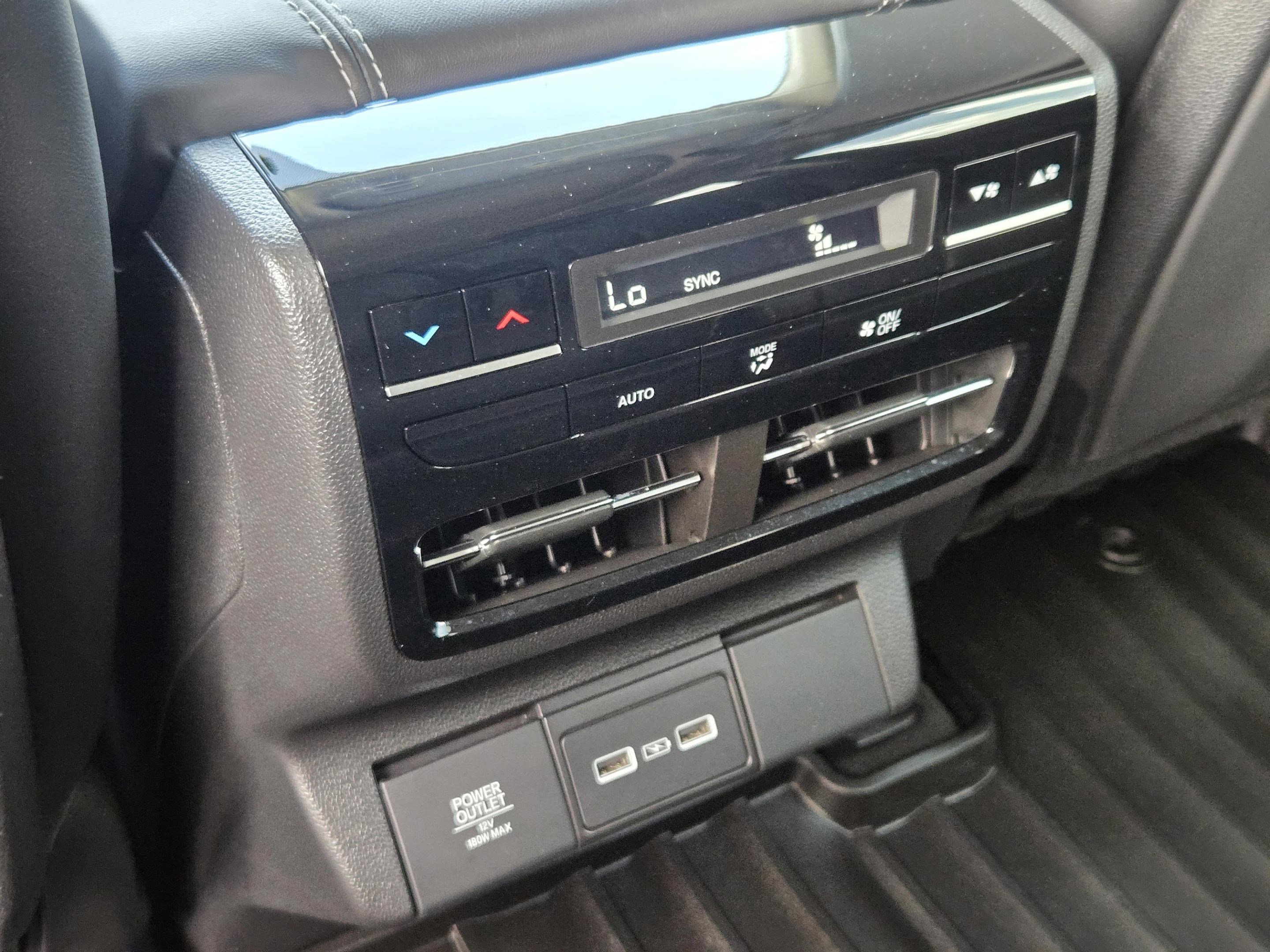 Used 2024 Acura MDX SH-AWD w/ Technology Package image 23