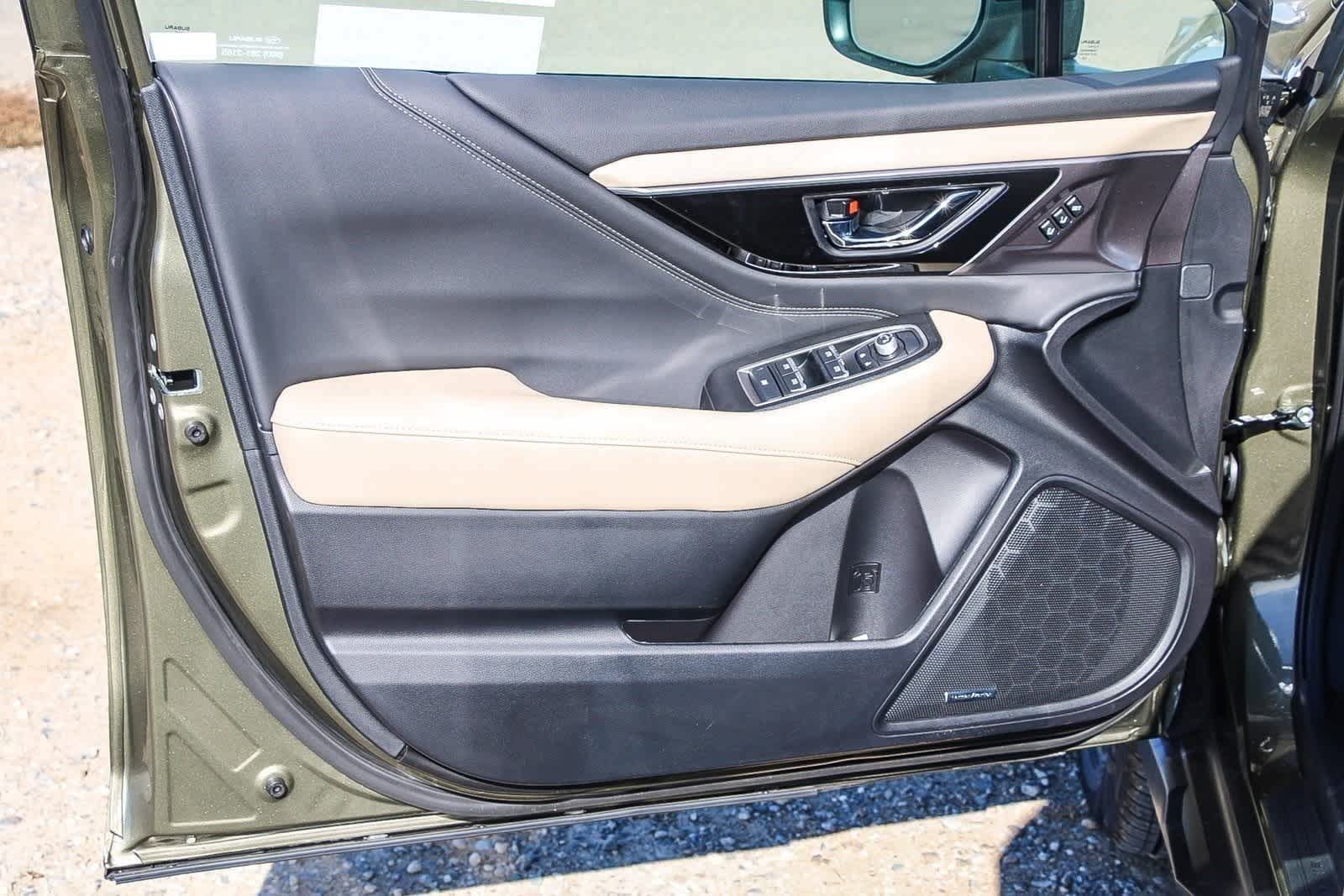 New 2025 Subaru Outback Limited AWD/4WD image 3
