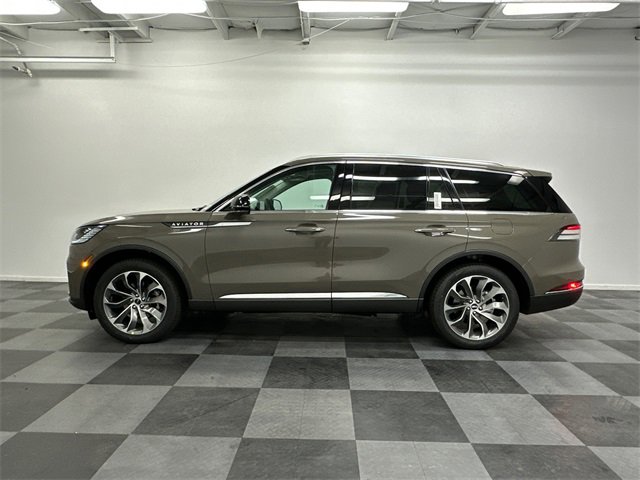 New 2026 Lincoln Aviator Reserve image 4