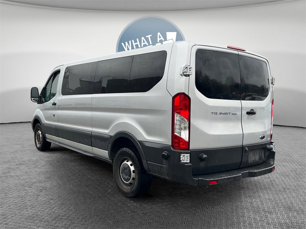 Used 2016 Ford Transit 350 XL image 6