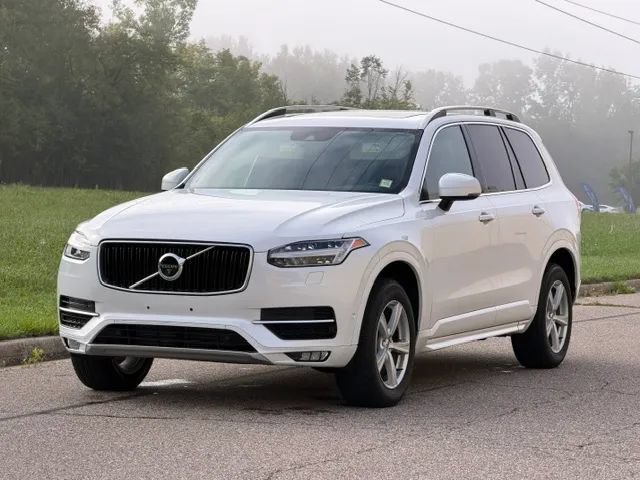 Used 2018 Volvo XC90 T5 Momentum w/ Convenience Package AWD/4WD image 7