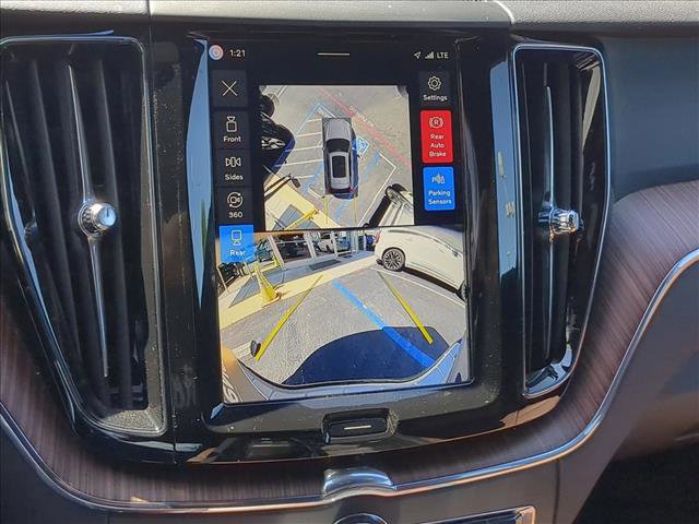 Used 2025 Volvo XC60 T8 Plus w/ Protection Package Premier image 14