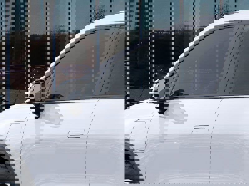 New 2026 Chevrolet Equinox EV LT w/ Comfort Package FWD image 12