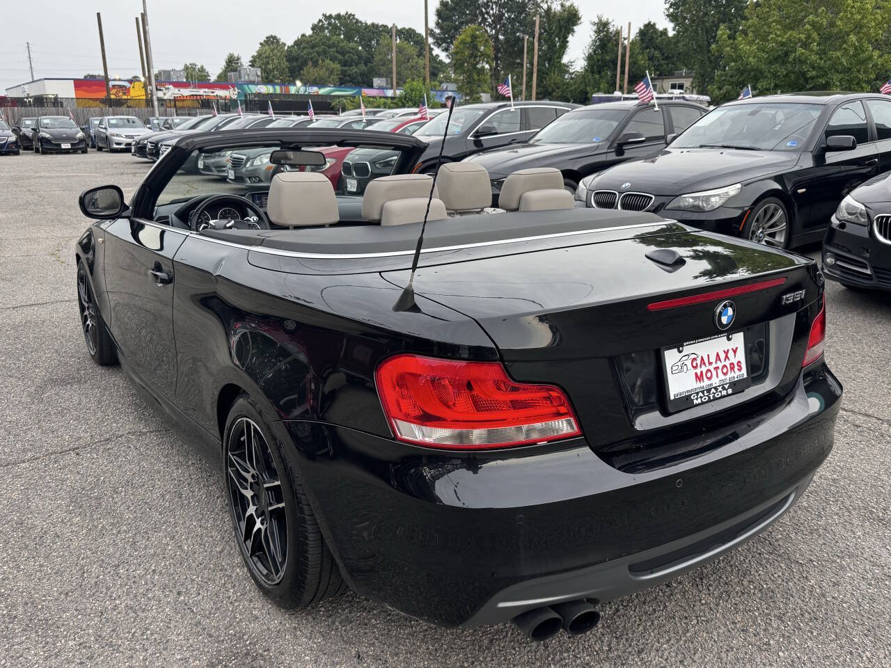 Used 2013 BMW 135i Convertible RWD image 6
