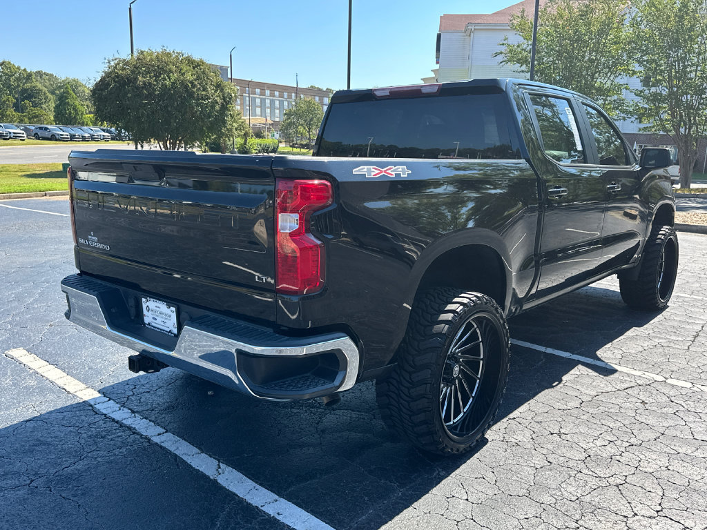 Used 2022 Chevrolet Silverado 1500 LT w/ Bed Protection Package AWD/4WD image 7