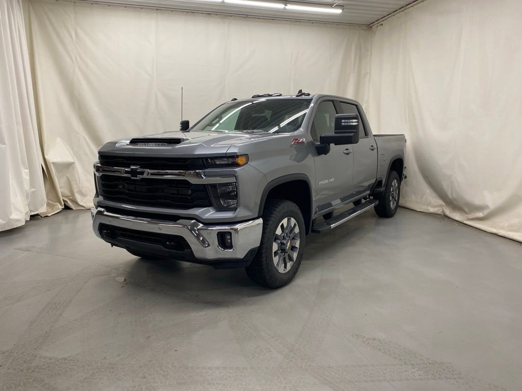 New 2026 Chevrolet Silverado 2500 LT w/ All Star Edition AWD/4WD image 2
