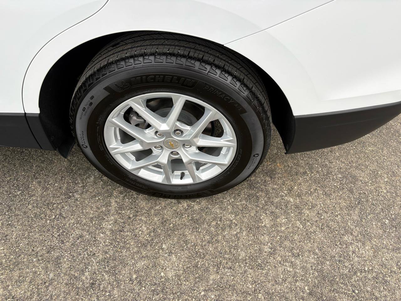 Used 2024 Chevrolet Equinox LS w/ LS Convenience Package image 55