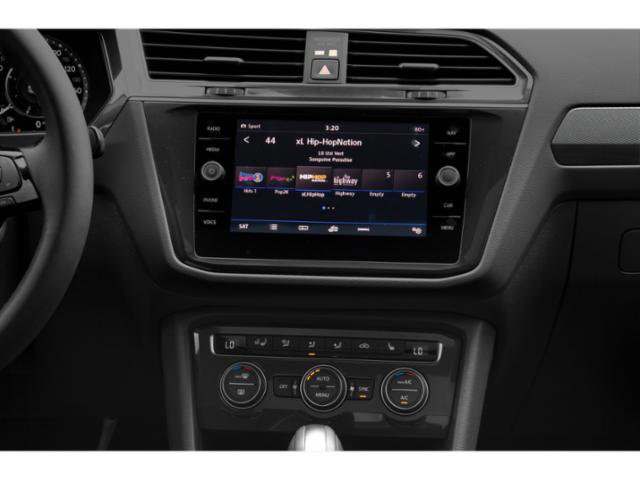 Used 2018 Volkswagen Tiguan SEL Premium AWD/4WD image 13